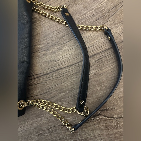 Michael Kors Fulton Black Flap Shoulder Bag Handbag with Gold Accents - Picture 5 of 10